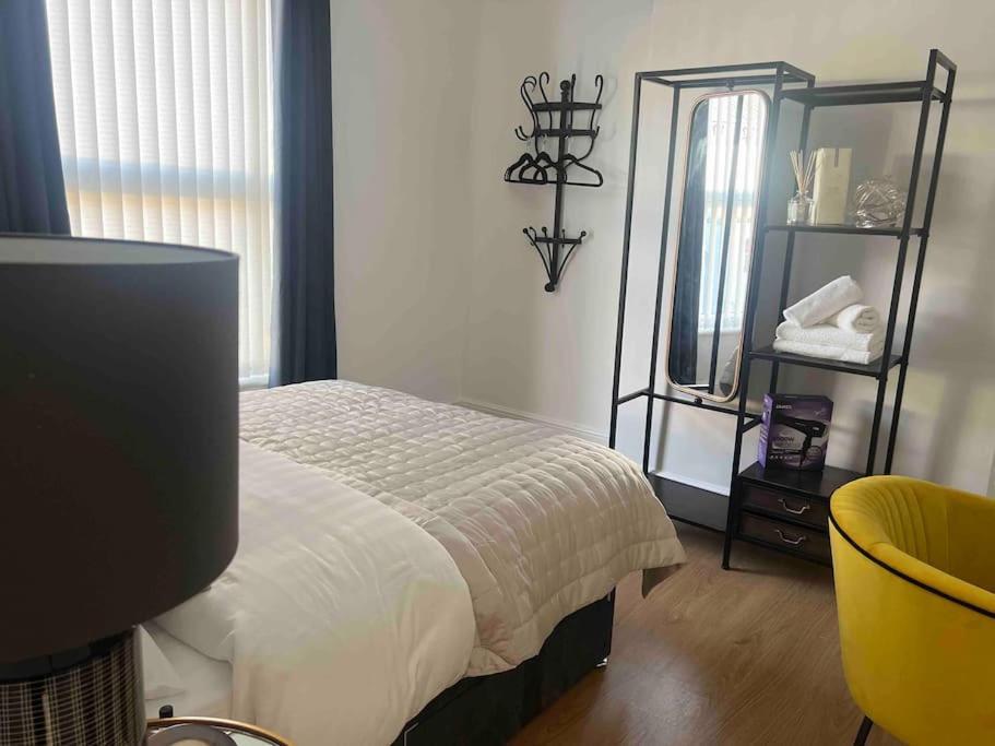 Anfield Home Sleeps 5 Close To Lfc Free Parking Liverpool Luaran gambar